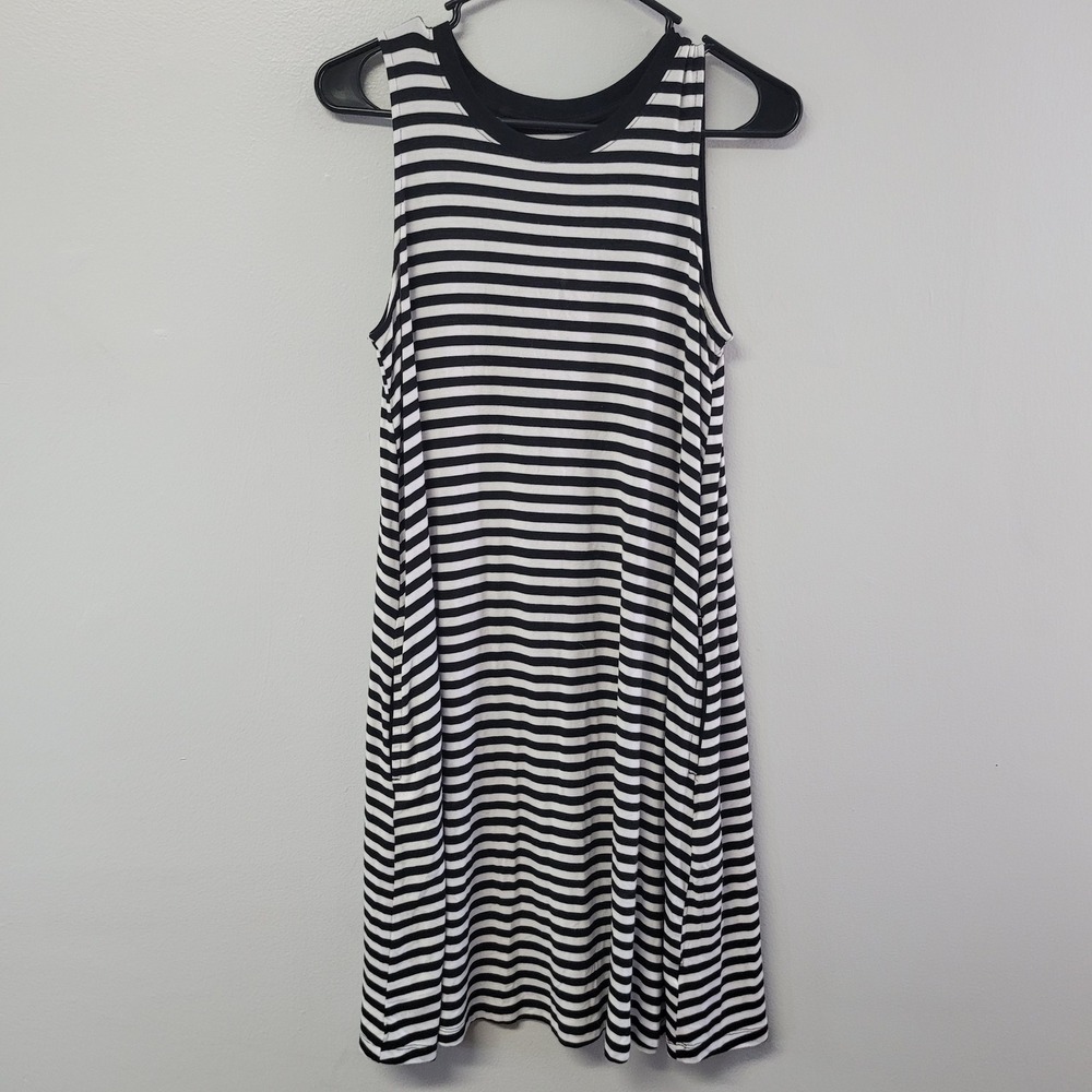 Time and Tru Womens Striped Sleeveless Knit Swing Dress Black White Smallā